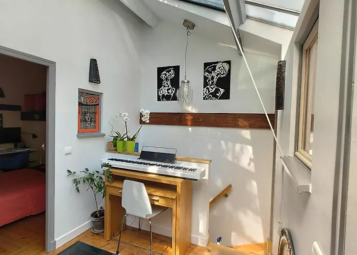 Atelier D'artiste - Loft With Garden Center Of *